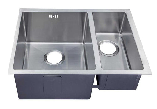 585 x 440mm Undermount 1.5 Bowl Handmade Stainless Steel Kitchen Sink With Easy Clean Corners (DS029)